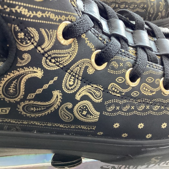 Skechers Men's Premium Leather Slip-ins: Snoop One - OG, size 11 - Picture 6 of 13